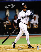 Ken Griffey Jr. Autographed 16x20 Photo Seattle Mariners Beckett BAS Witness Stock #267491