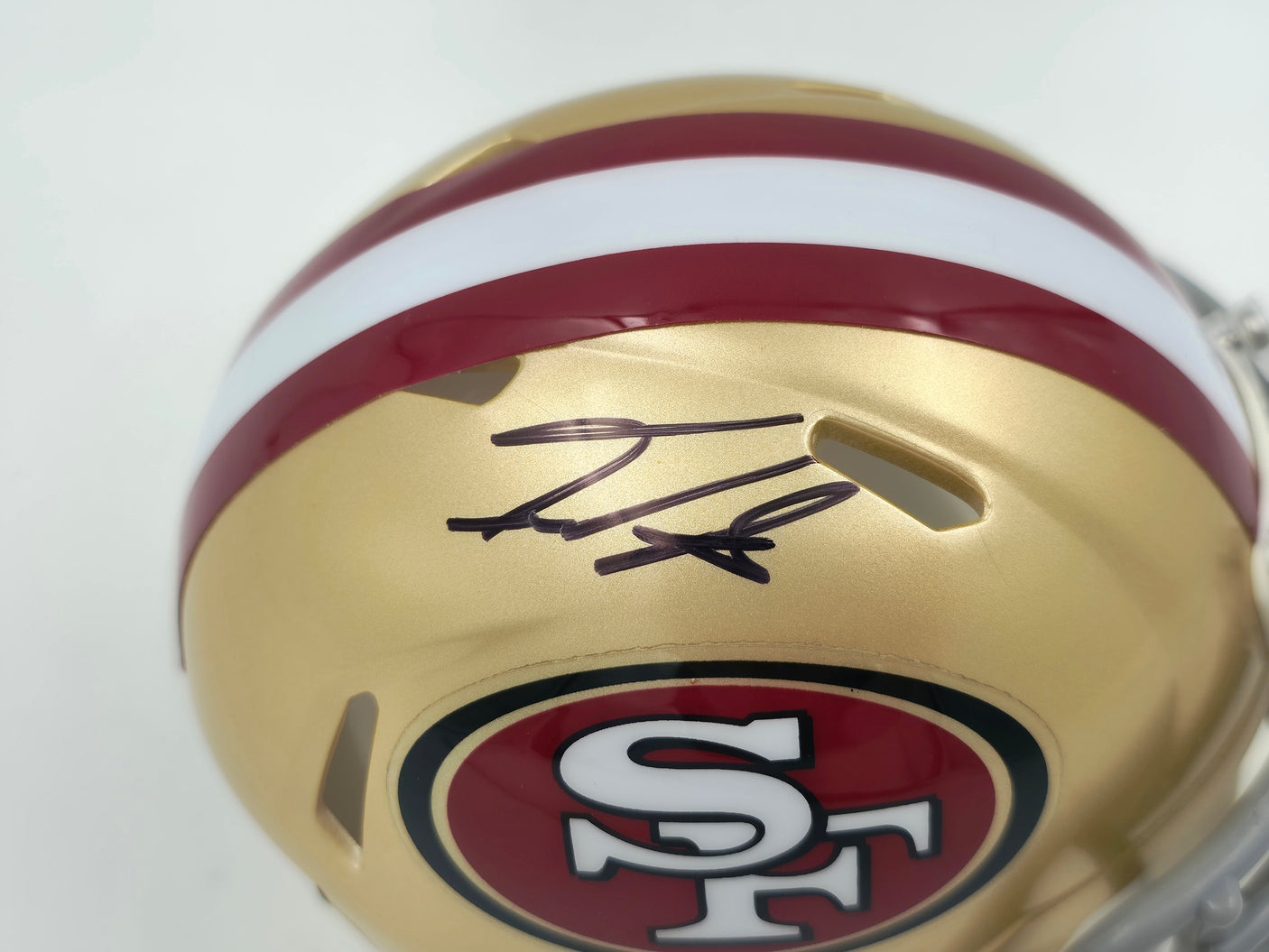 Isaac Guerendo Autographed San Francisco 49ers Gold Speed Mini Helmet Beckett BAS Witness Stock #253314