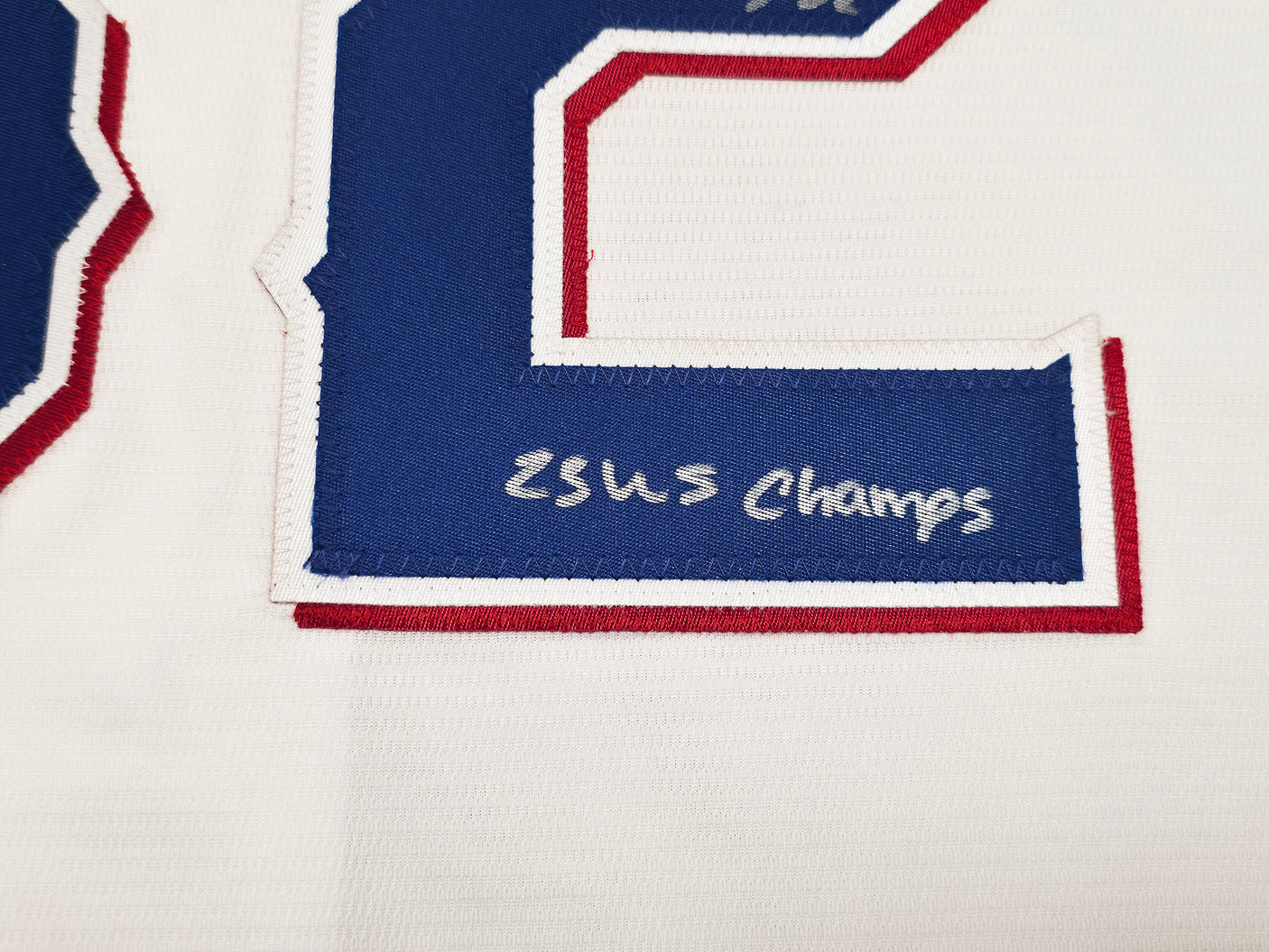 Texas Rangers Evan Carter Autographed White Nike Jersey Size XXL "23 WS Champs" Beckett BAS Witness Stock #252438