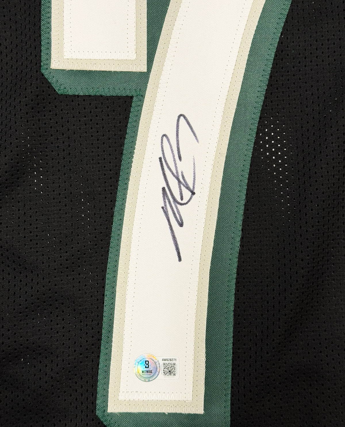 Philadelphia Eagles Michael Vick Autographed Black Jersey Beckett BAS Witness Stock #267656