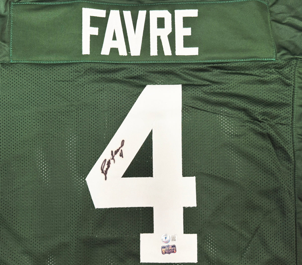 Green Bay Packers Brett Favre Autographed Green Jersey (Bleeding) Beckett BAS Witness Stock #267913