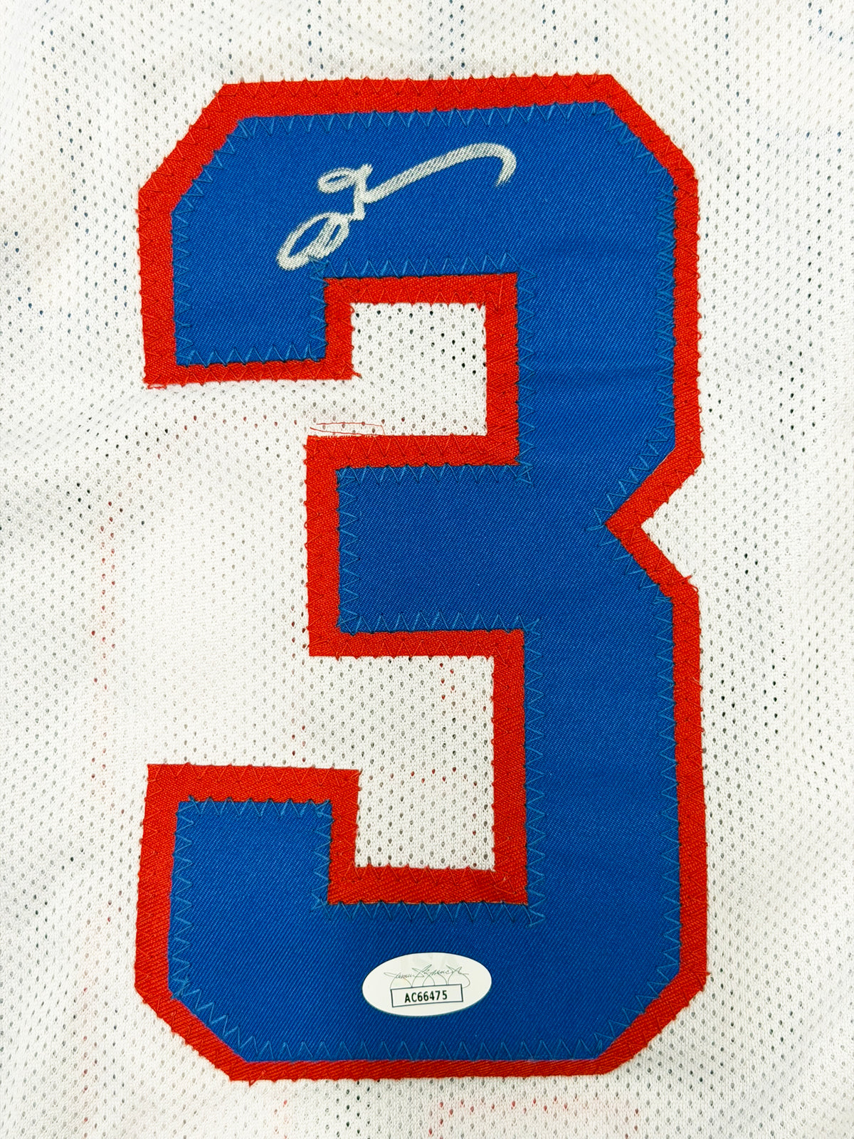 Philadelphia 76ers Allen Iverson Autographed White Jersey JSA Stock #267922