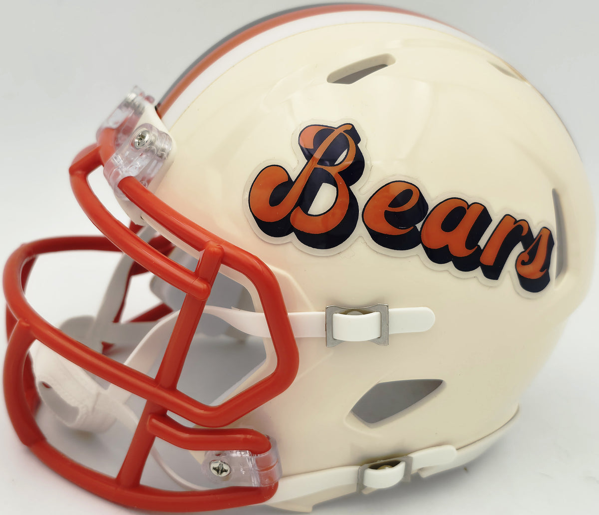 Brian Urlacher Autographed Chicago Bears Cream Retro Speed Mini Helmet "HOF 18" Beckett BAS Witness Stock #267946