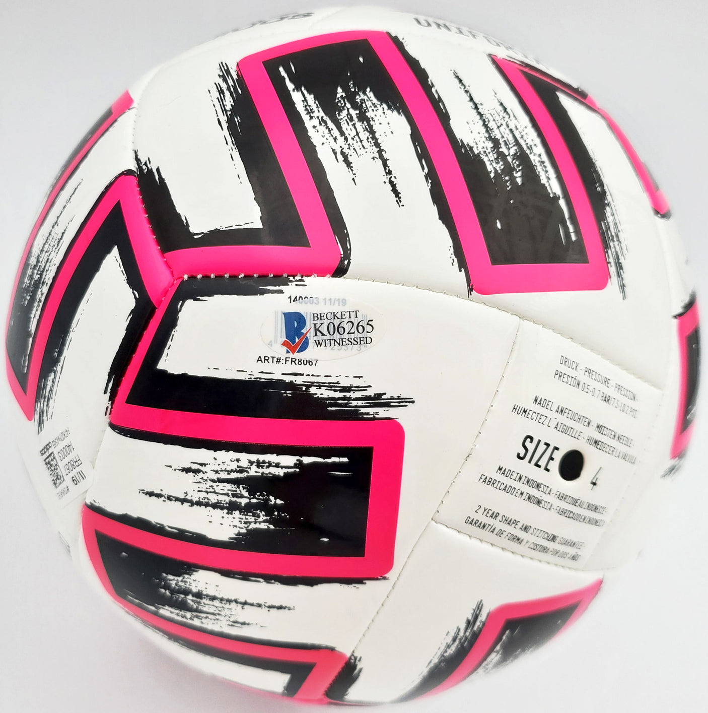 Mason Mount Autographed Adidas Soccer Ball Chelsea F.C. Beckett BAS Stock #196469