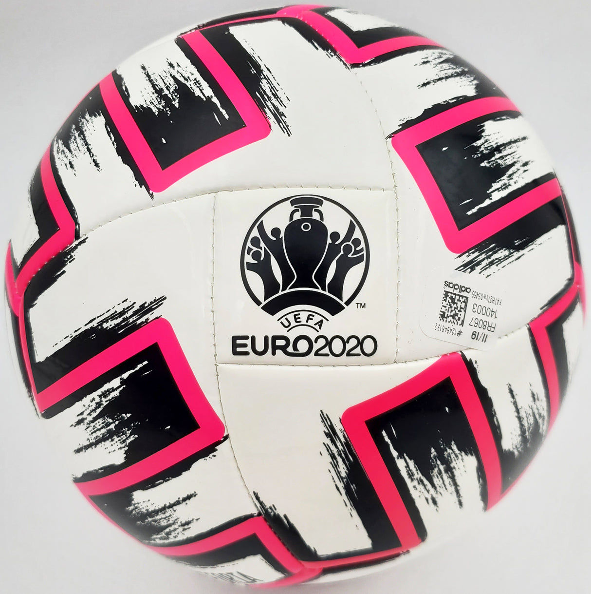 Mason Mount Autographed Adidas Soccer Ball Chelsea F.C. Beckett BAS Stock #196469