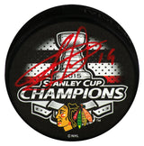 Jonathan Toews Signed Chicago Blackhawks 2015 Stanley Cup Champs Logo Hockey Puck (In Red)