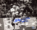 Randy White Signed Dallas Cowboys B&W vs. Vikings Action 8x10 Photo - (Beckett)