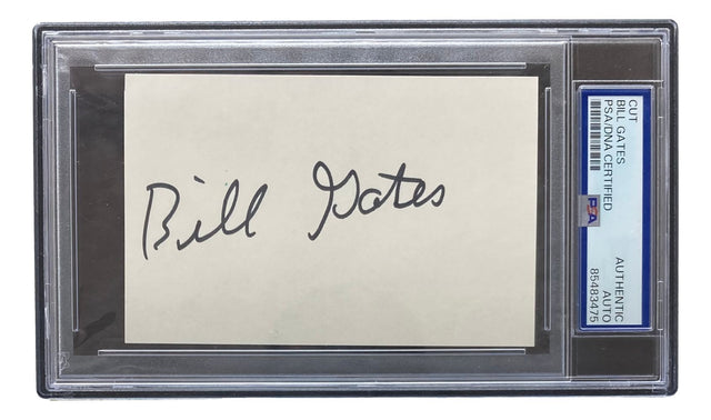 The Sports Integrity Bill Gates Microsoft Signed Slabbed Cut Signature PSA features Bill Gates’ autograph in black ink on a card, encased in a clear hard plastic holder with a PSA label authenticating its signature.