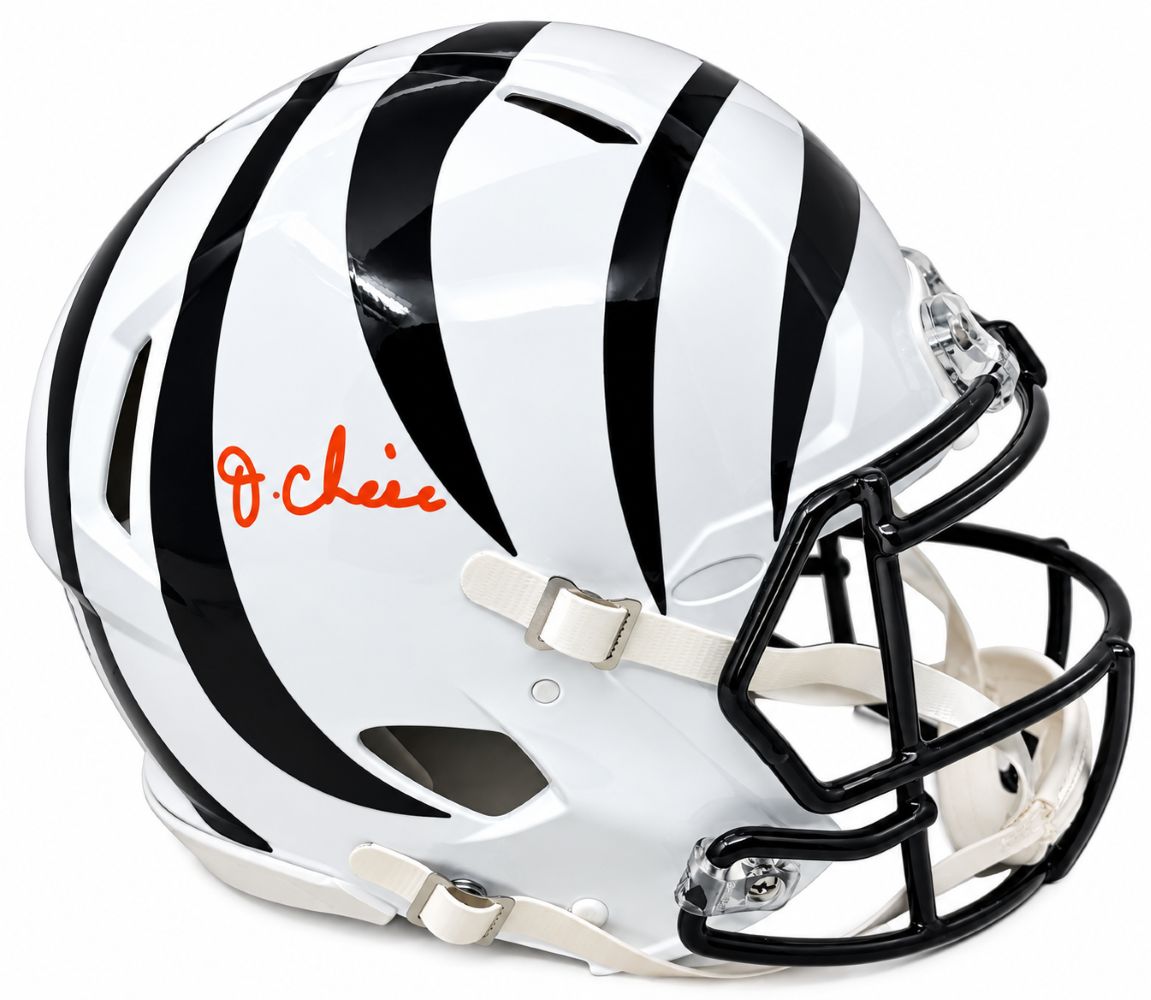 Ja'Marr Chase Signed Cincinnati Bengals FS White Authentic Speed Helmet BAS