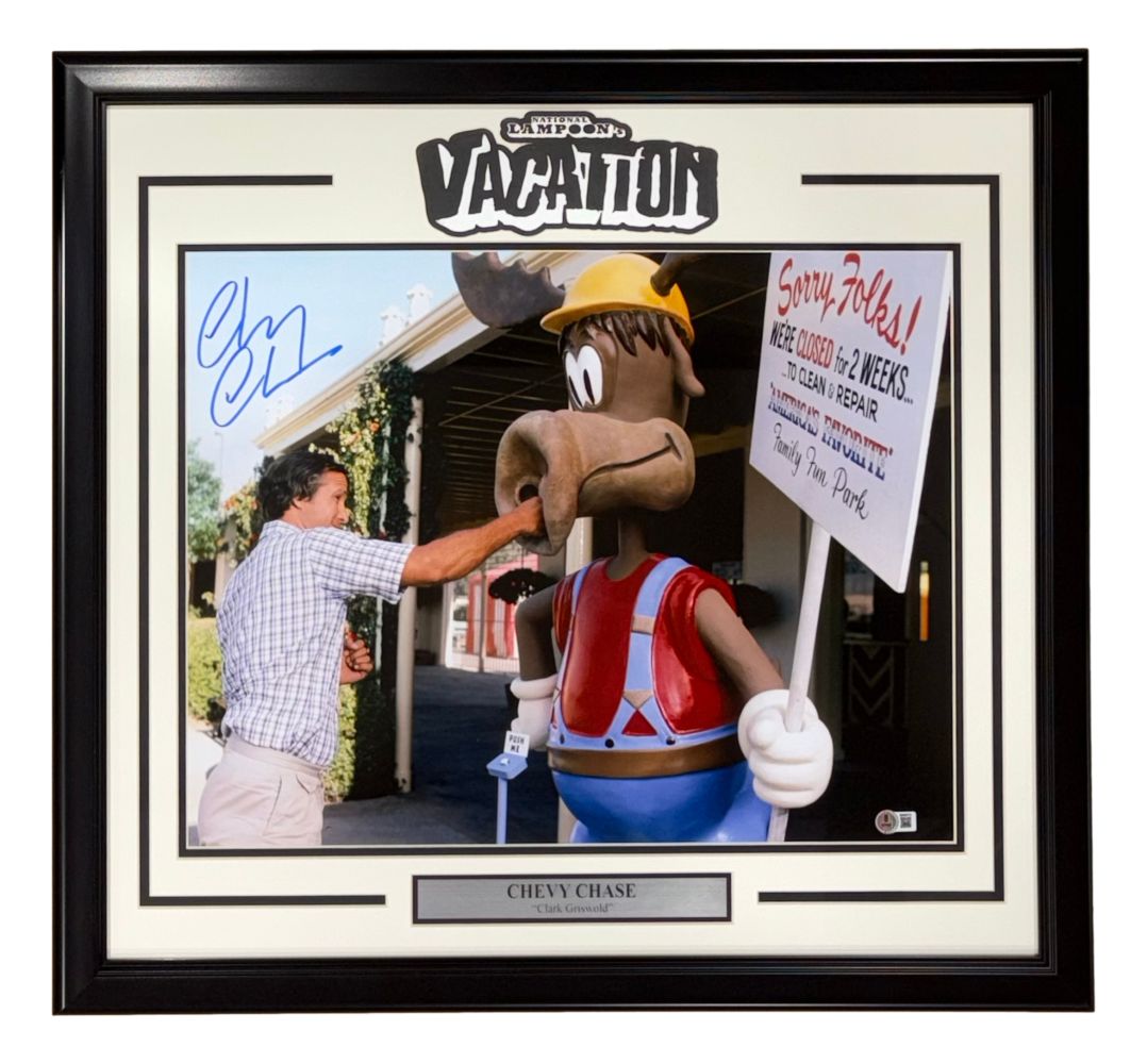 Chevy Chase Signed Framed 16x20 National Lampoon's Vacation Photo BAS
