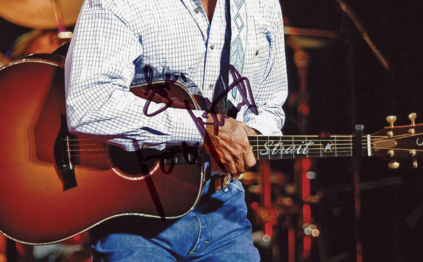 George Strait Autographed 8x10 Concert Photo - Beckett W Hologram