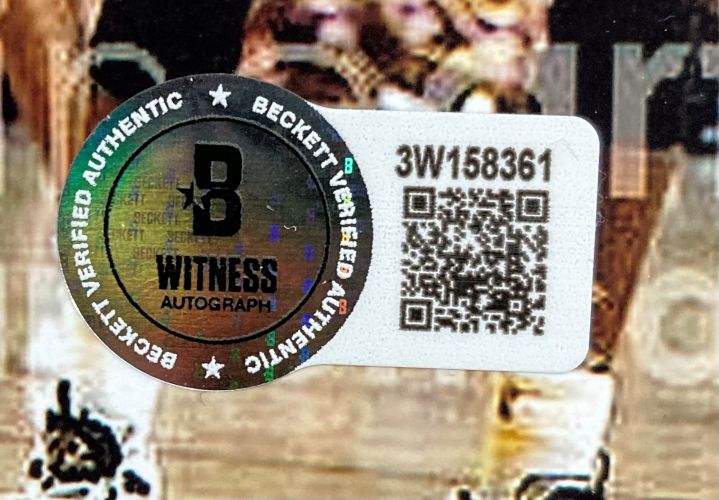 Dennis Rodman Signed 8x10 Chicago Bulls Photo BAS