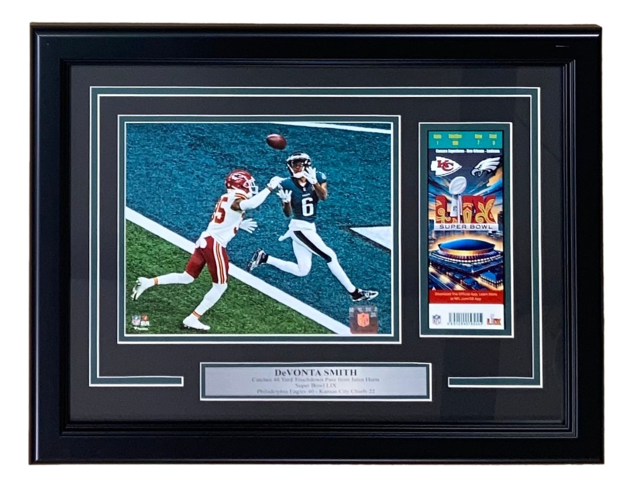 DeVonta Smith Framed 8x10 Eagles Super Bowl 59 Touchdown Photo w/ Replica Ticket