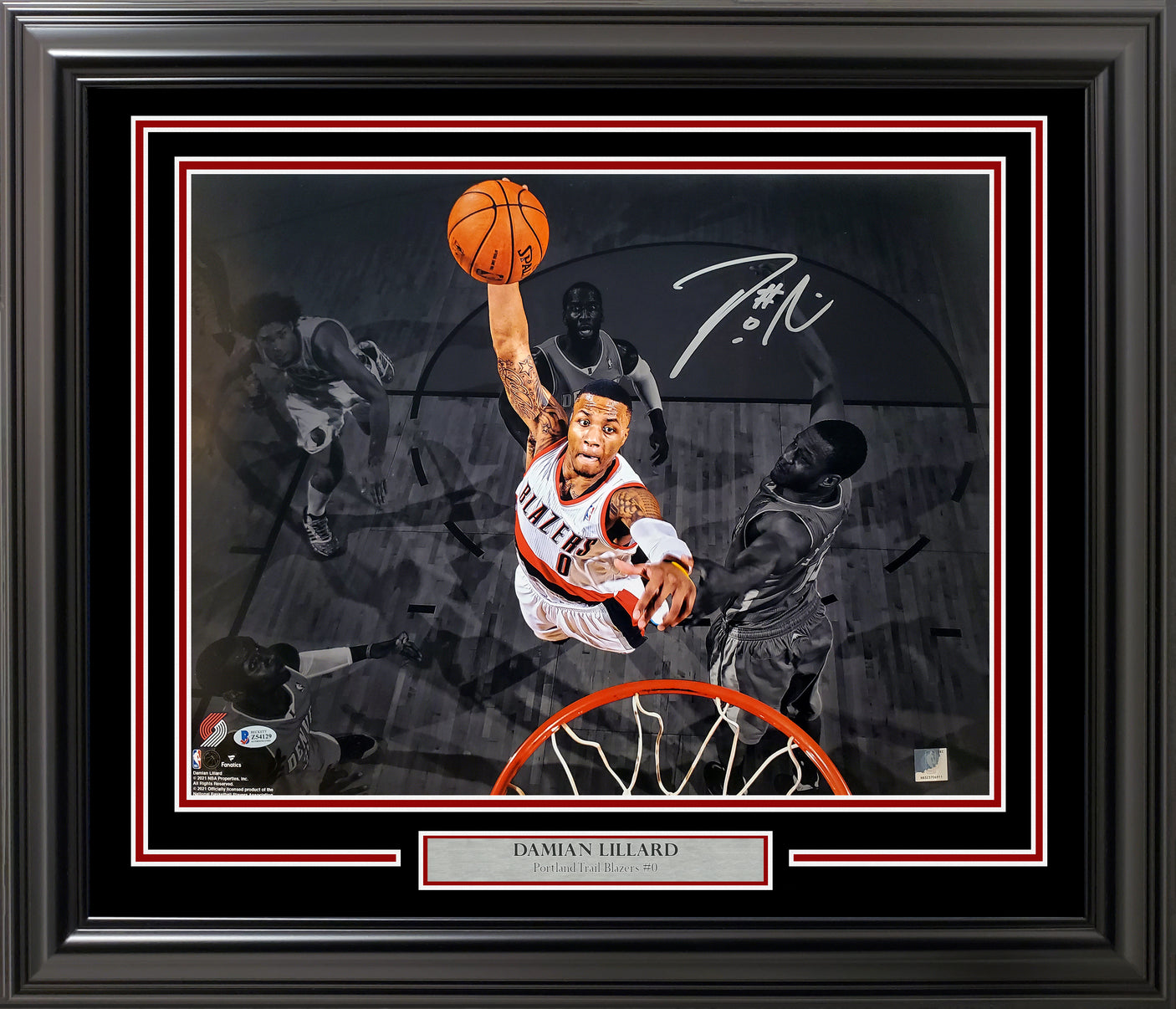 Damian Lillard Autographed Framed 16x20 Photo Portland Trail Blazers Beckett BAS Stock #197156