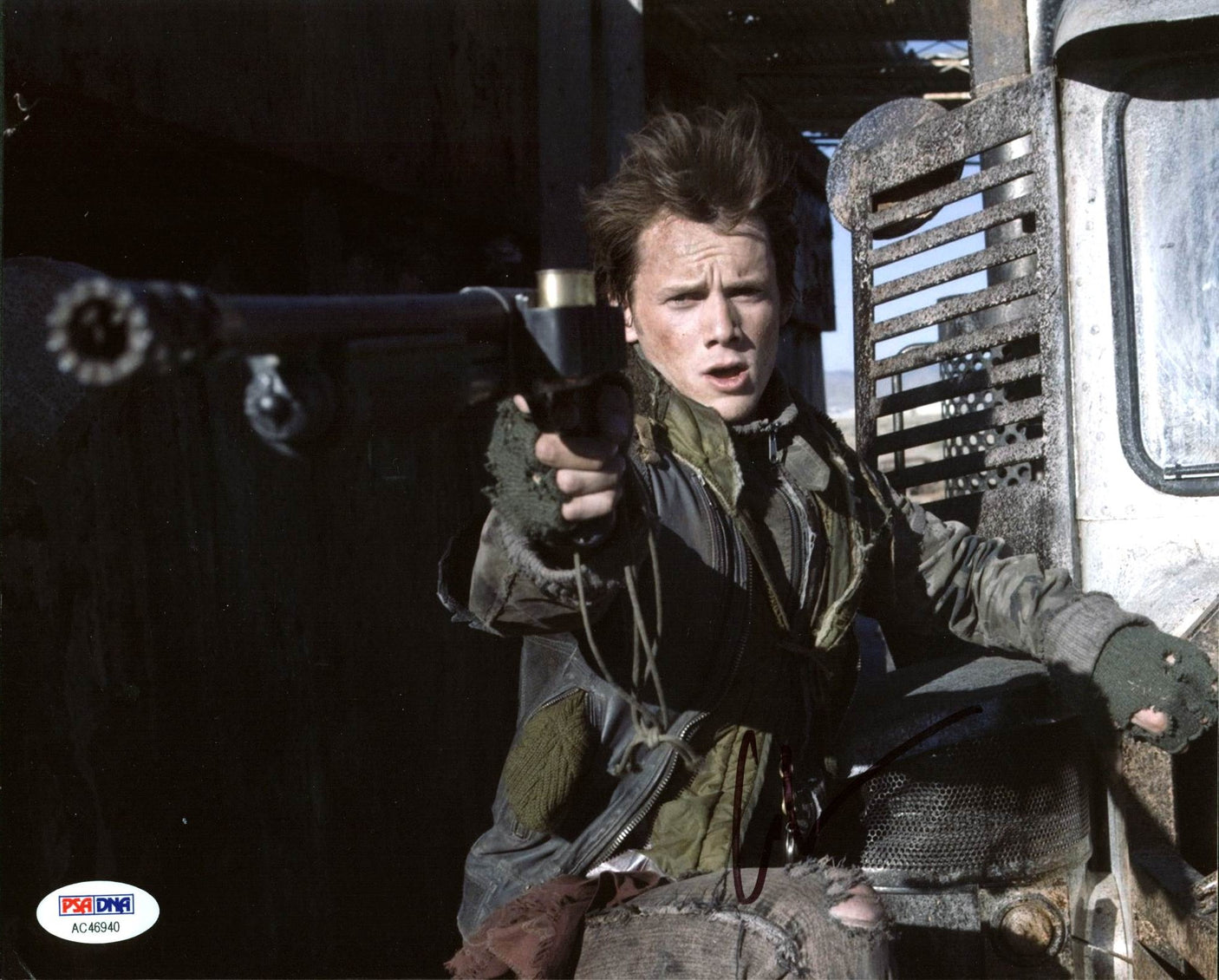 Anton Yelchin Terminator: Salvation Authentic Signed 8X10 Photo PSA/DNA #AC46940