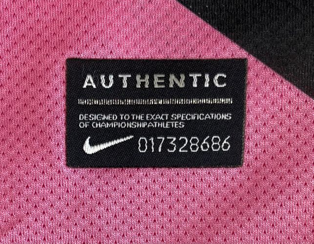 Giorgio Chiellini Signed Juventus Pink Nike Soccer Jersey BAS