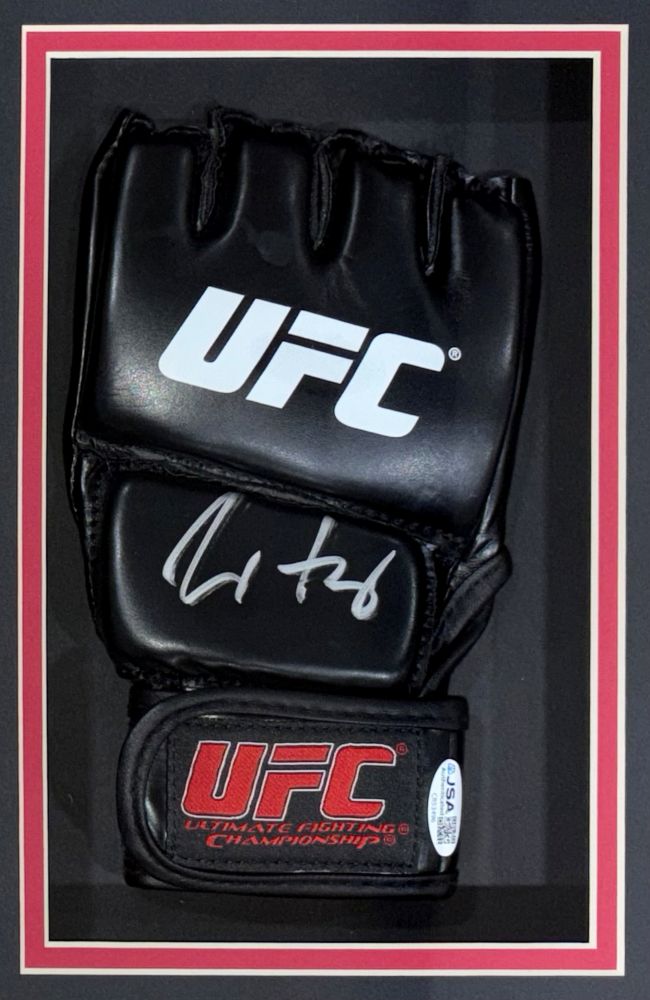 Max Holloway Signed MMA Replica Fight Glove In Shadowbox JSA QR