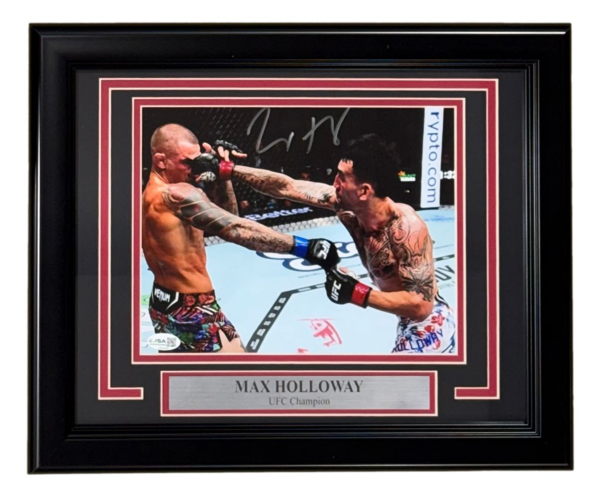 Max Holloway Signed Framed 8x10 MMA Fight vs Dustin Poirier JSA QR