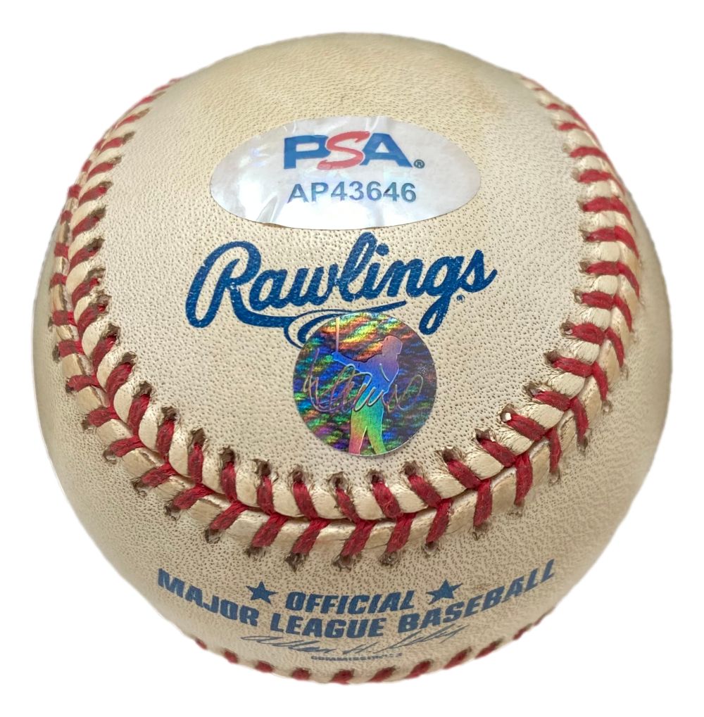 Ichiro Suzuki Mariners Signed Game Used Official MLB Baseball PSA/DNA AP43646