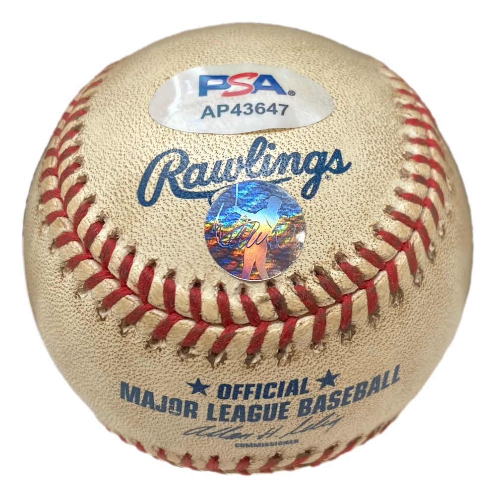 Ichiro Suzuki Mariners Signed Game Used Official MLB Baseball PSA/DNA AP43647