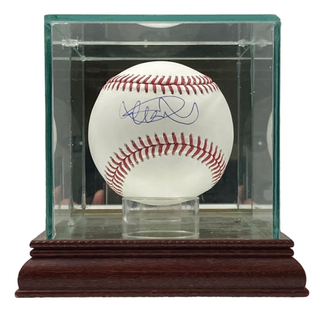 Ichiro Suzuki Seattle Mariners Signed Rawlings Official MLB Baseball BAS w/ Case