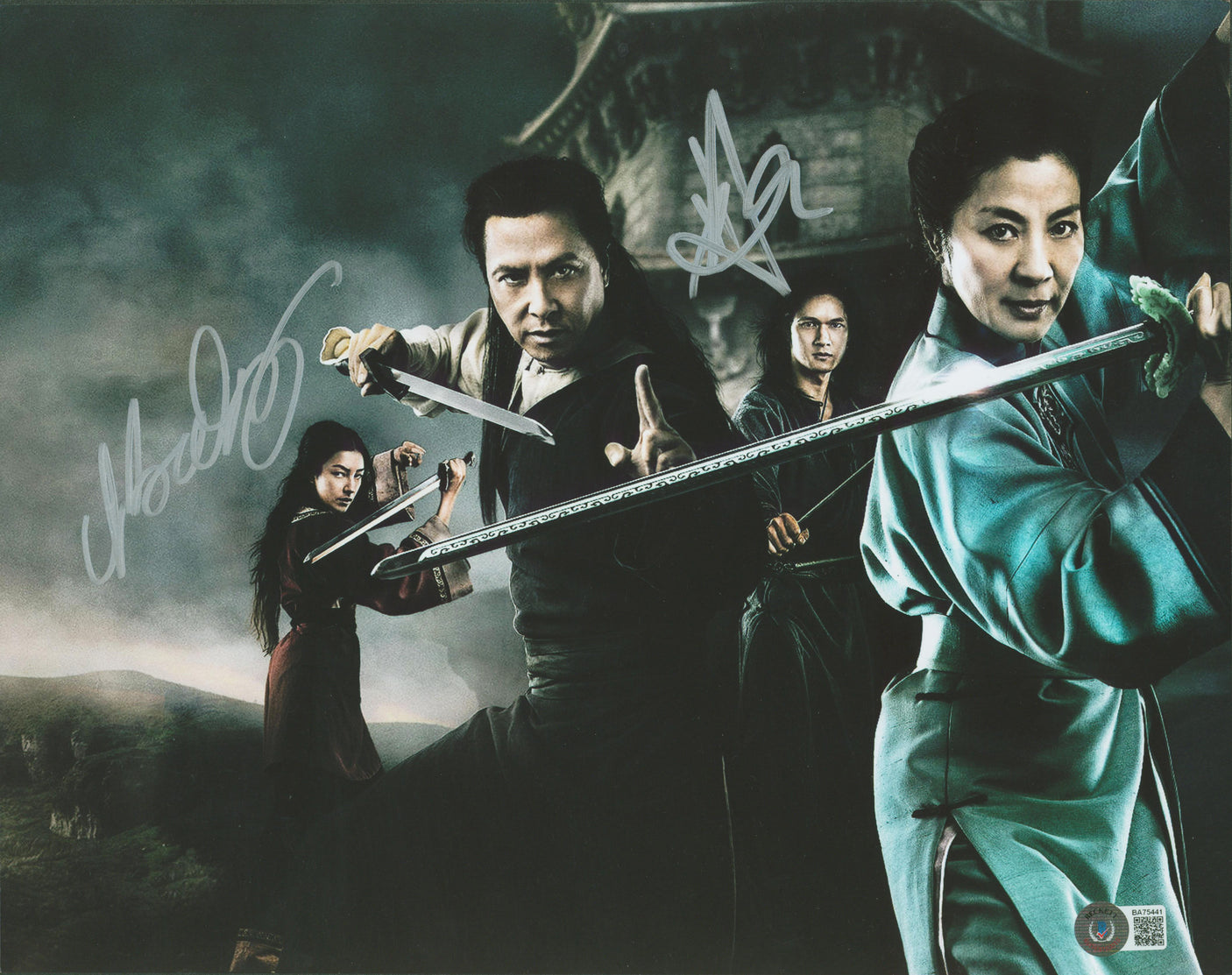 Natasha Liu Bordizzo Crouching Tiger, Hidden Dragon Signed 8x10 Photo BAS