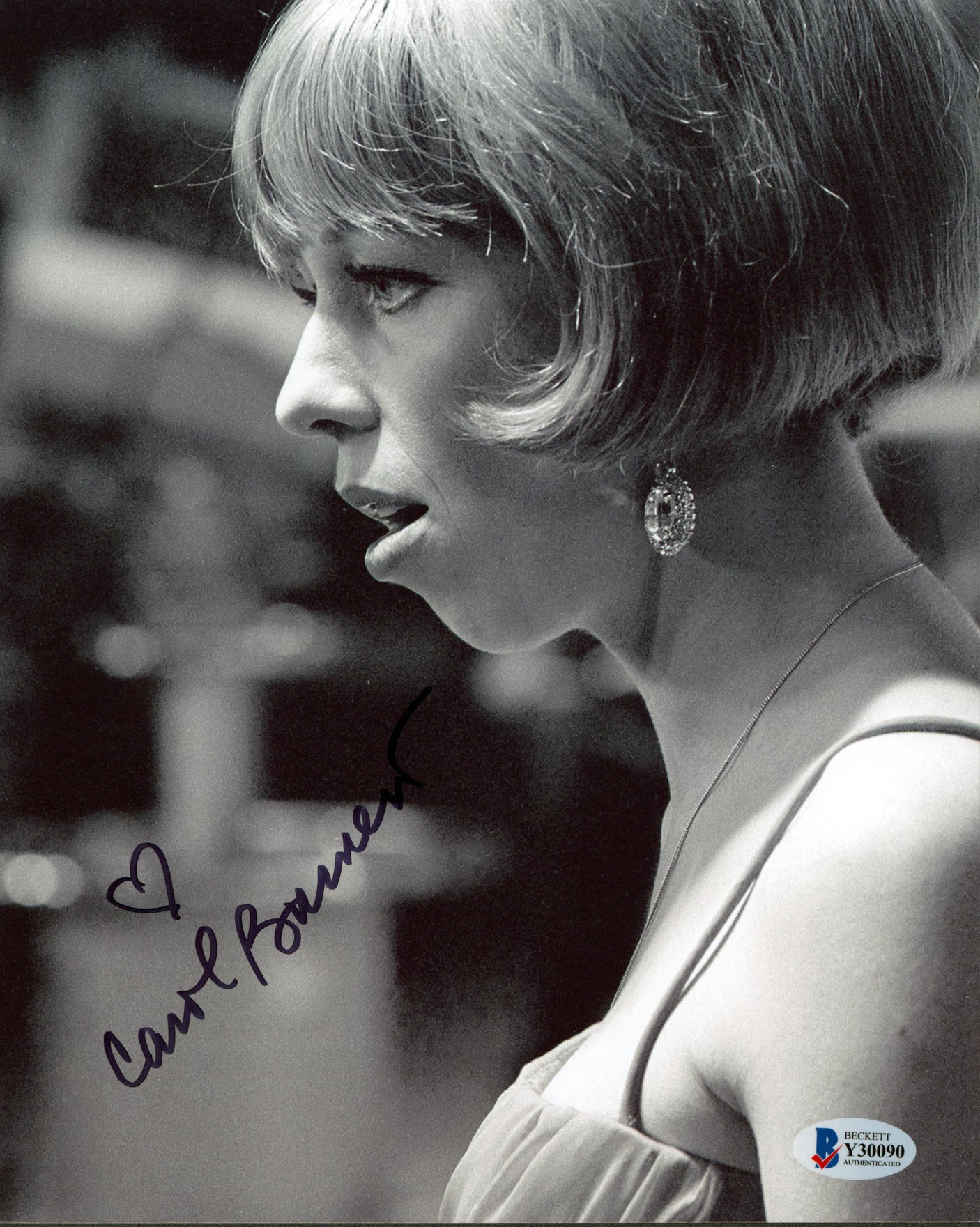 Carol Burnett Authentic Signed 8x10 Photo Autographed BAS #Y30090