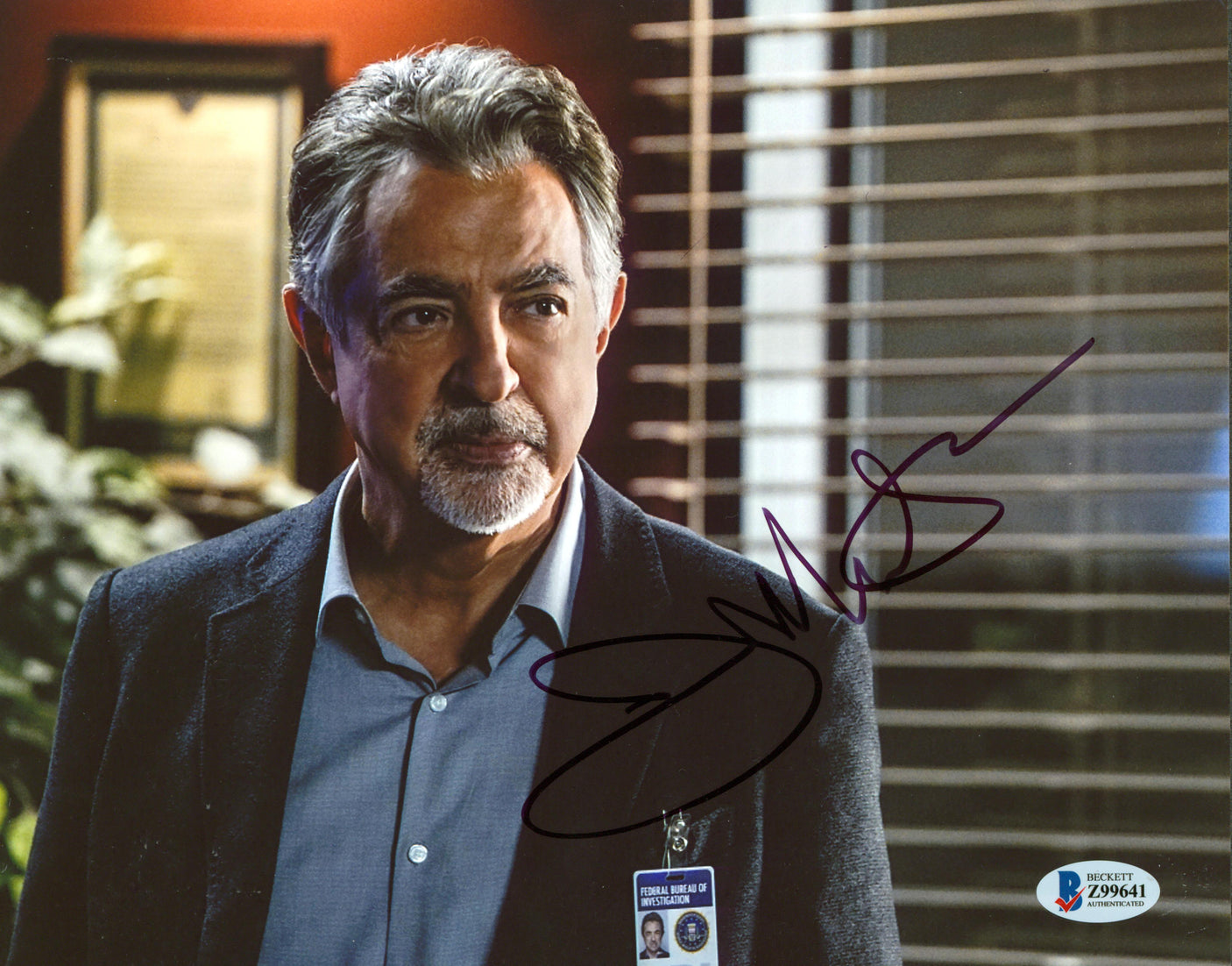 Joe Mantegna Criminal Minds Authentic Signed 8x10 Photo Autographed BAS #Z99641