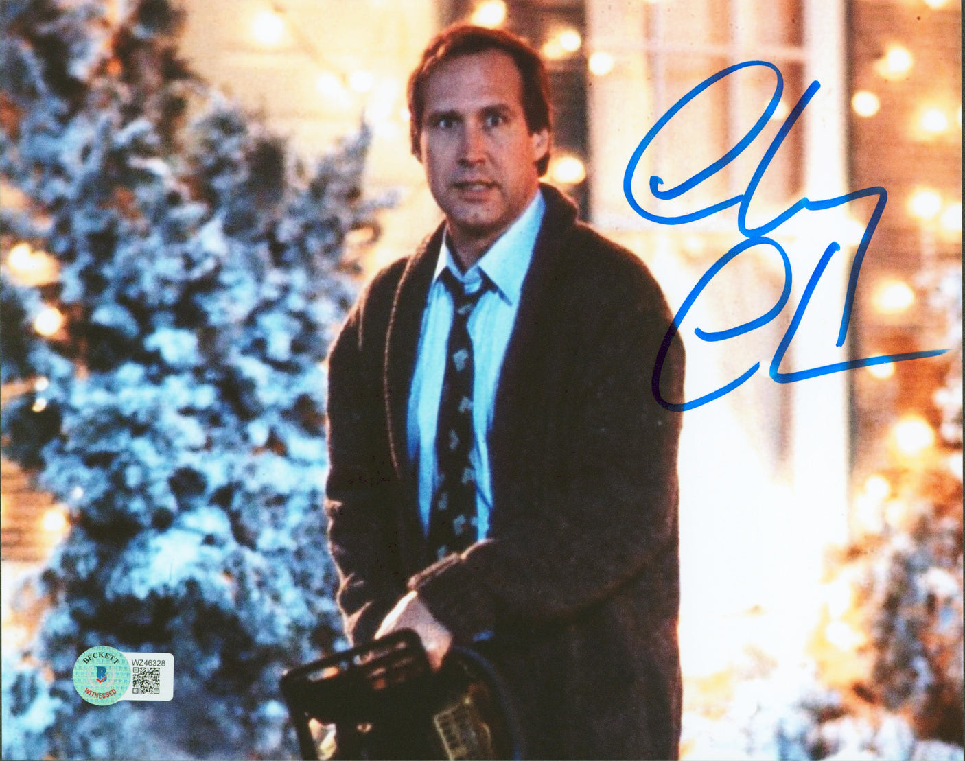 Chevy Chase Christmas Vacation Authentic Signed 8x10 Photo w/ Chainsaw BAS Wit
