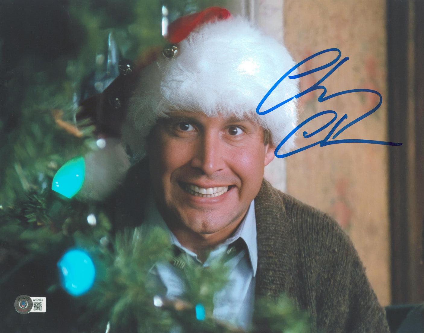 Chevy Chase Christmas Vacation Signed 11x14 w/ Tree & Santa Hat Photo BAS Wit