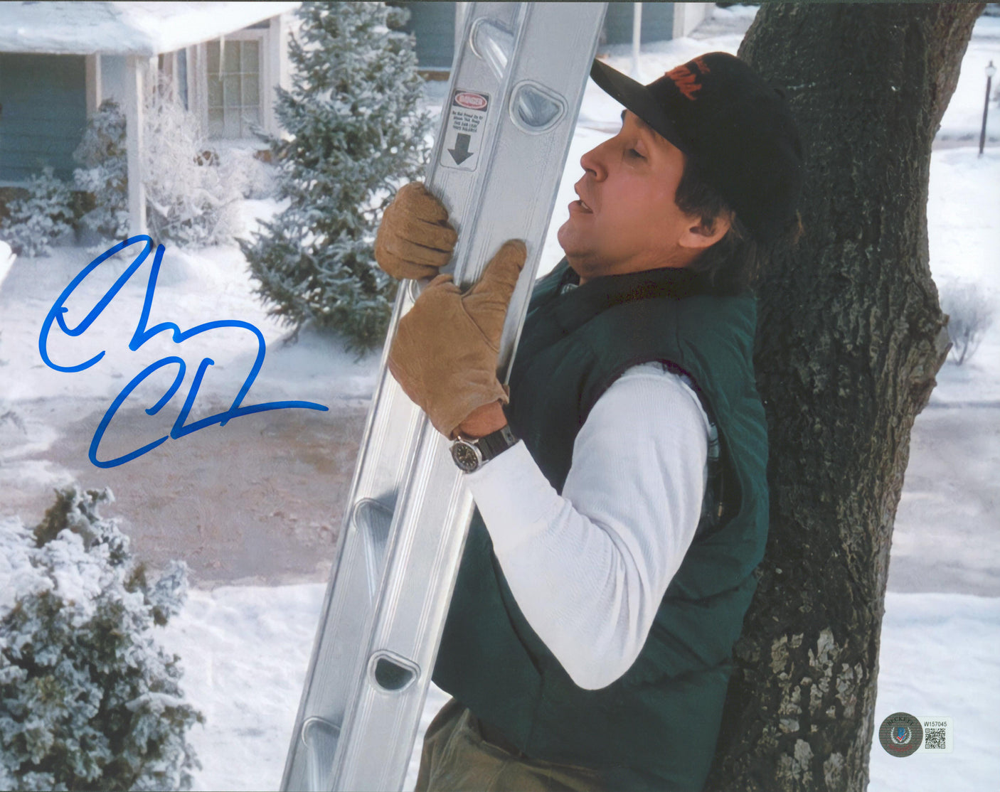 Chevy Chase Christmas Vacation Signed 11x14 On Ladder Photo BAS Witnessed