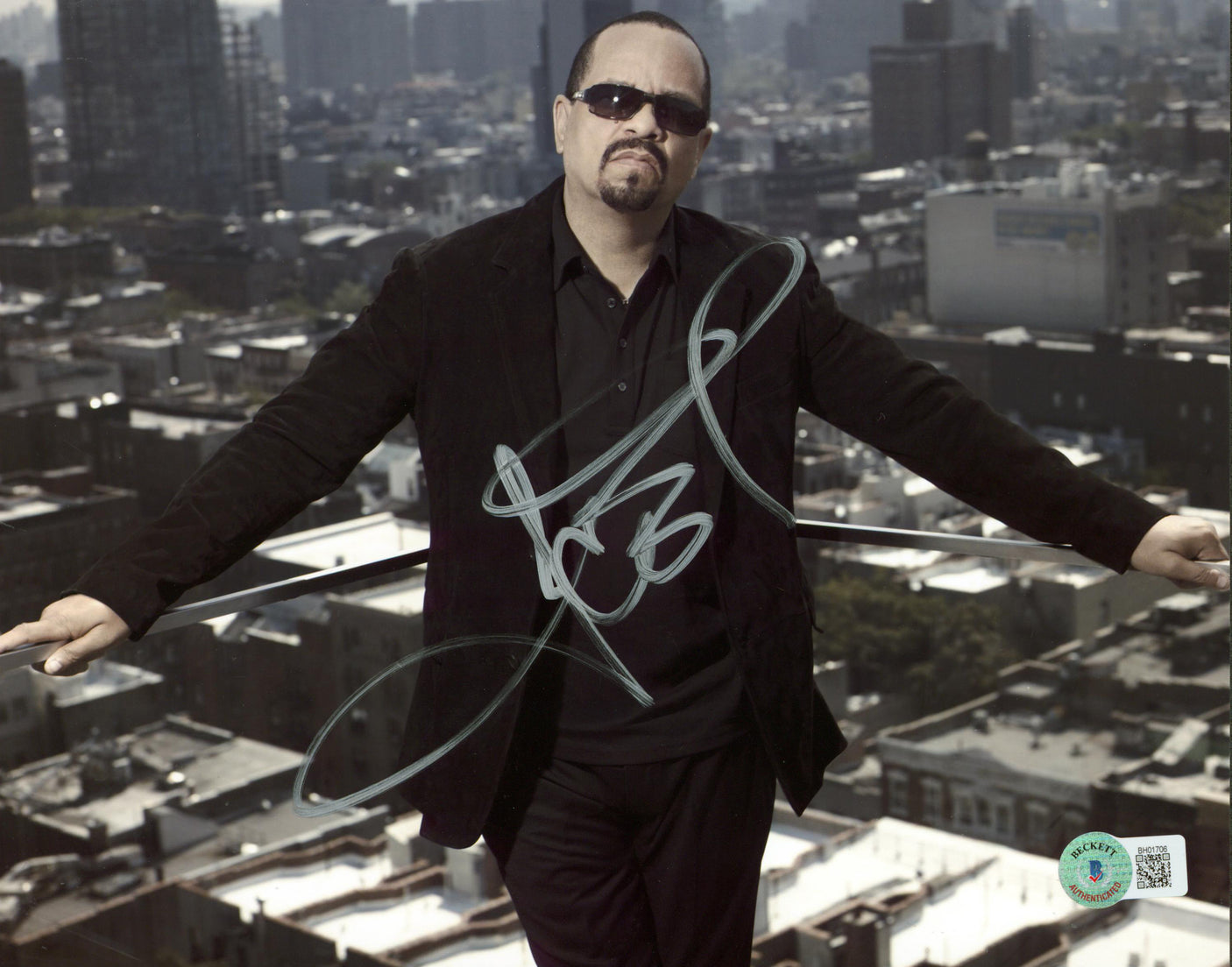 Ice-T Law & Order SVU Authentic Signed 8x10 Photo Autographed BAS #BH01706