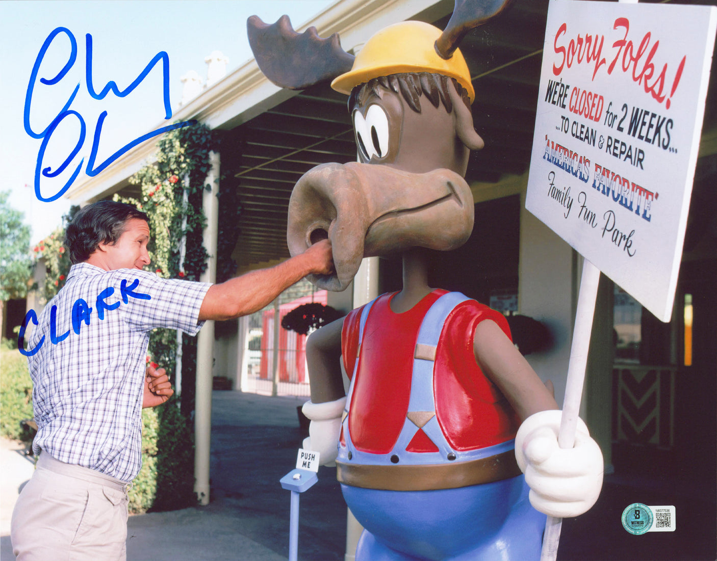 Chevy Chase National Lampoon's Vacation "Clark" Signed 11x14 Photo BAS #1W377536
