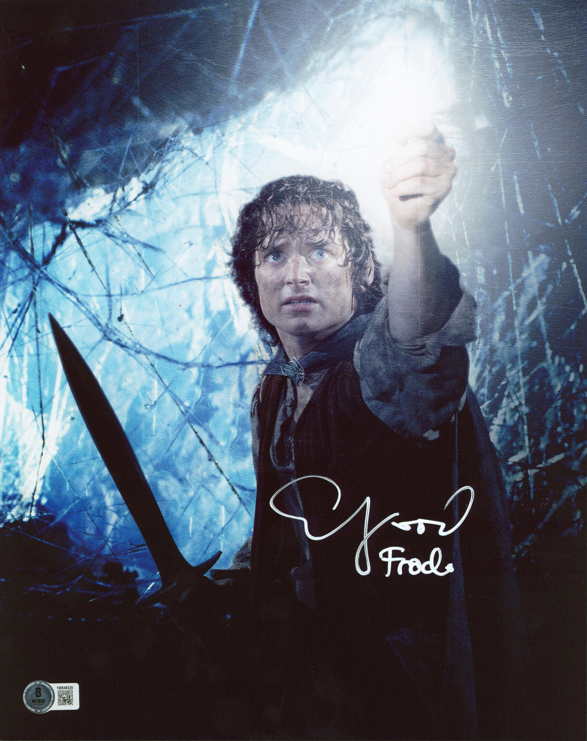 Frodo With Magic Light Elijah Wood Lord of the Rings