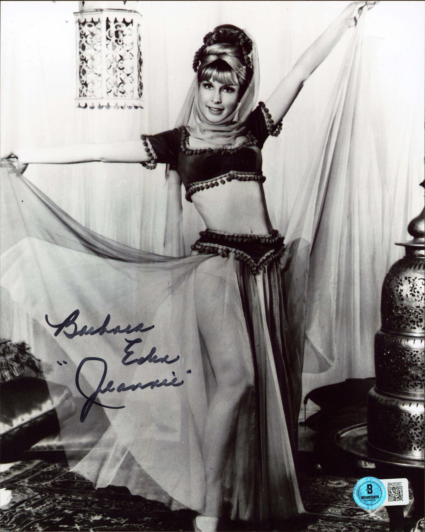 Barbara Eden I Dream of Jeannie "Jeannie" Signed 8x10 Photo BAS #BN35267