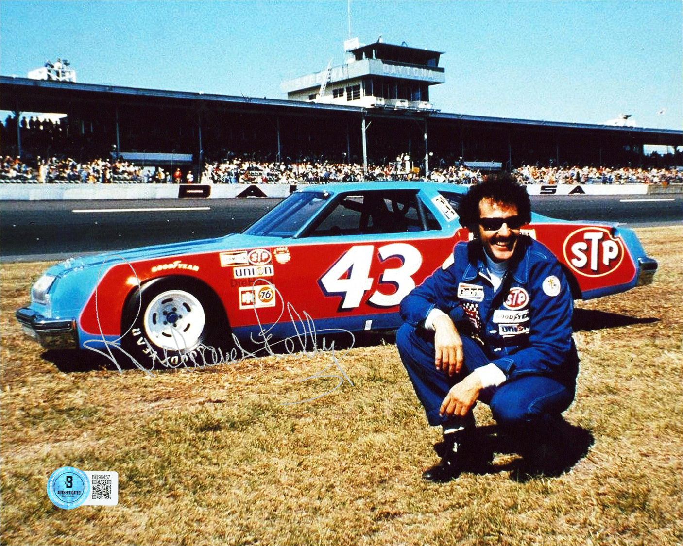 NASCAR Richard Petty Authentic Signed 8x10 Horizontal Photo BAS #BQ96457