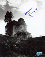 Marli Renfro Bates Motel Authentic Signed 8x10 Vertical Photo BAS #BR29337