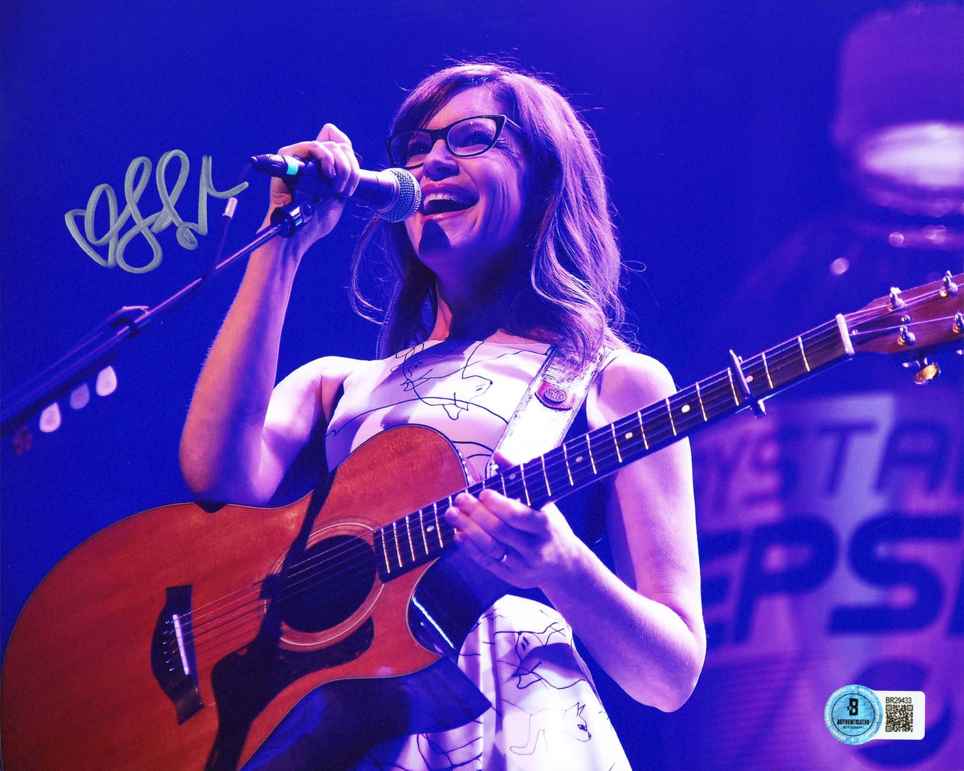 Lisa Loeb Musician Authentic Signed 8x10 Horizontal Photo Autographed BAS 2
