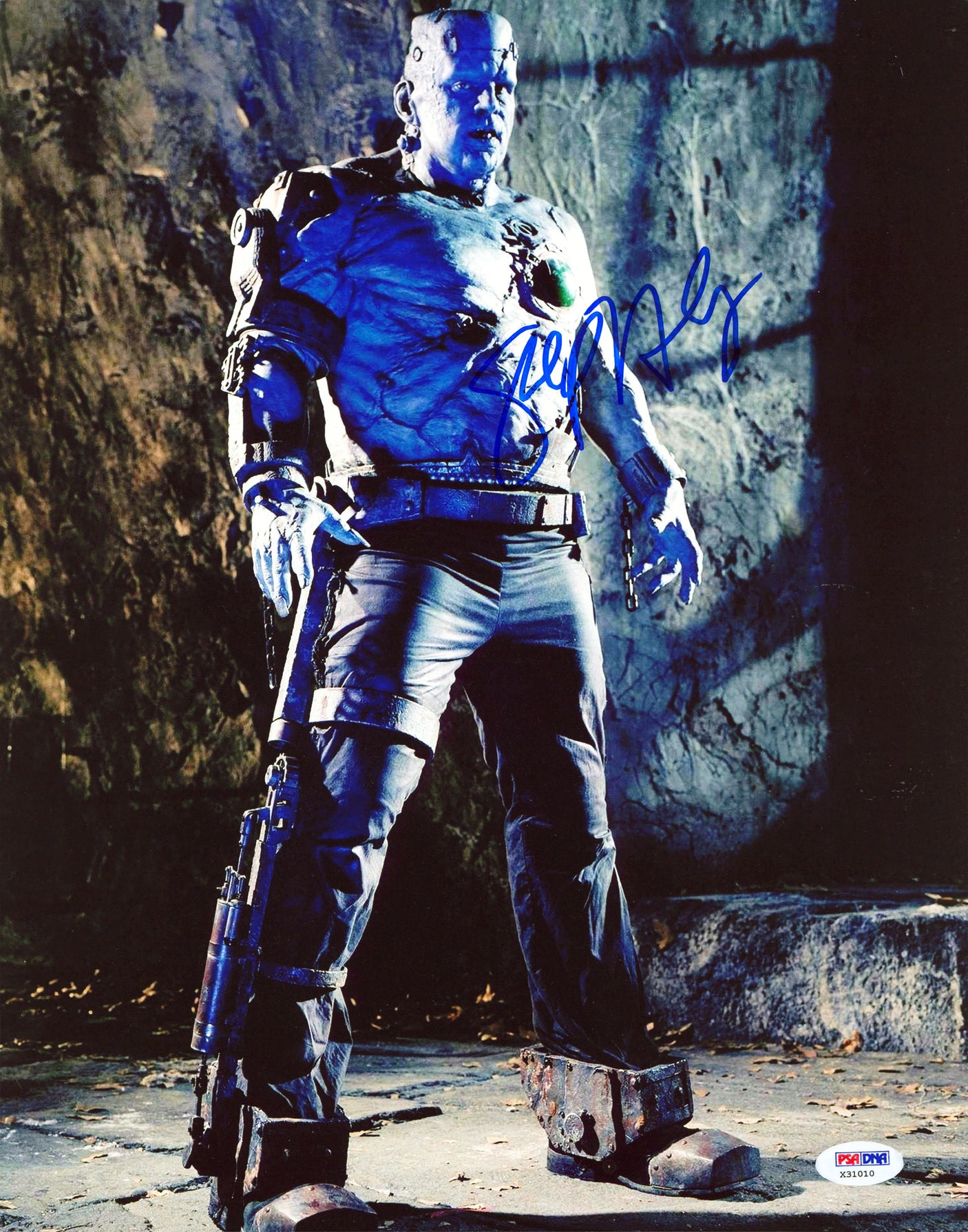 Shuler Hensley Van Helsing Authentic Signed 11x14 Vertical Photo PSA/DNA #X31010