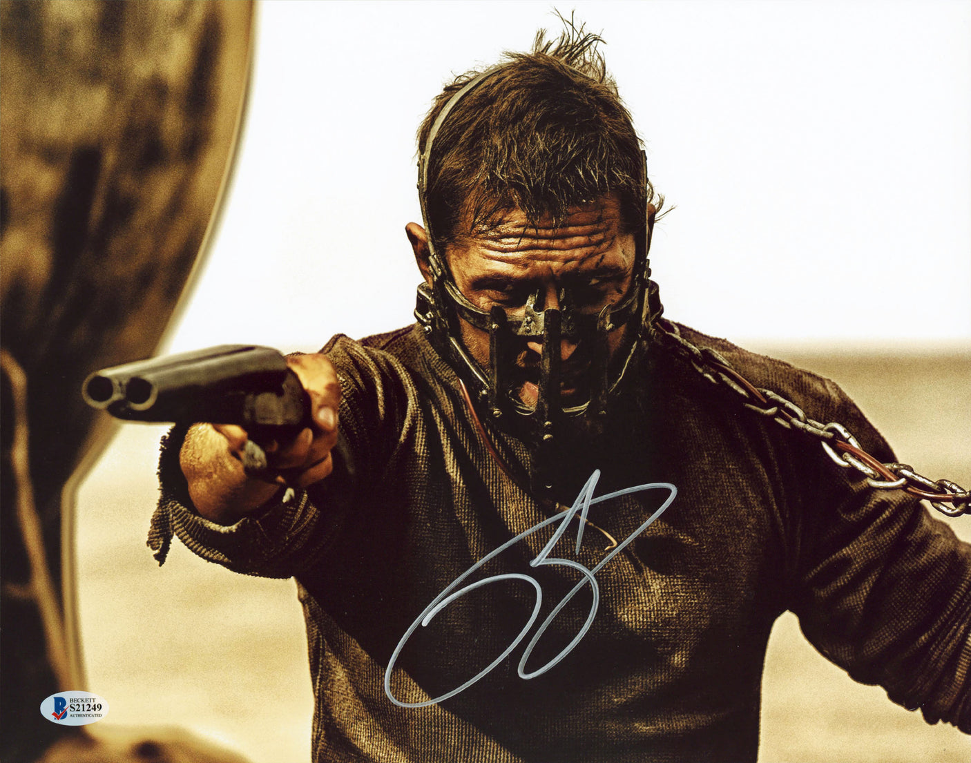 Tom Hardy Mad Max: Fury Road Authentic Signed 11x14 Horizontal Photo BAS #S21249