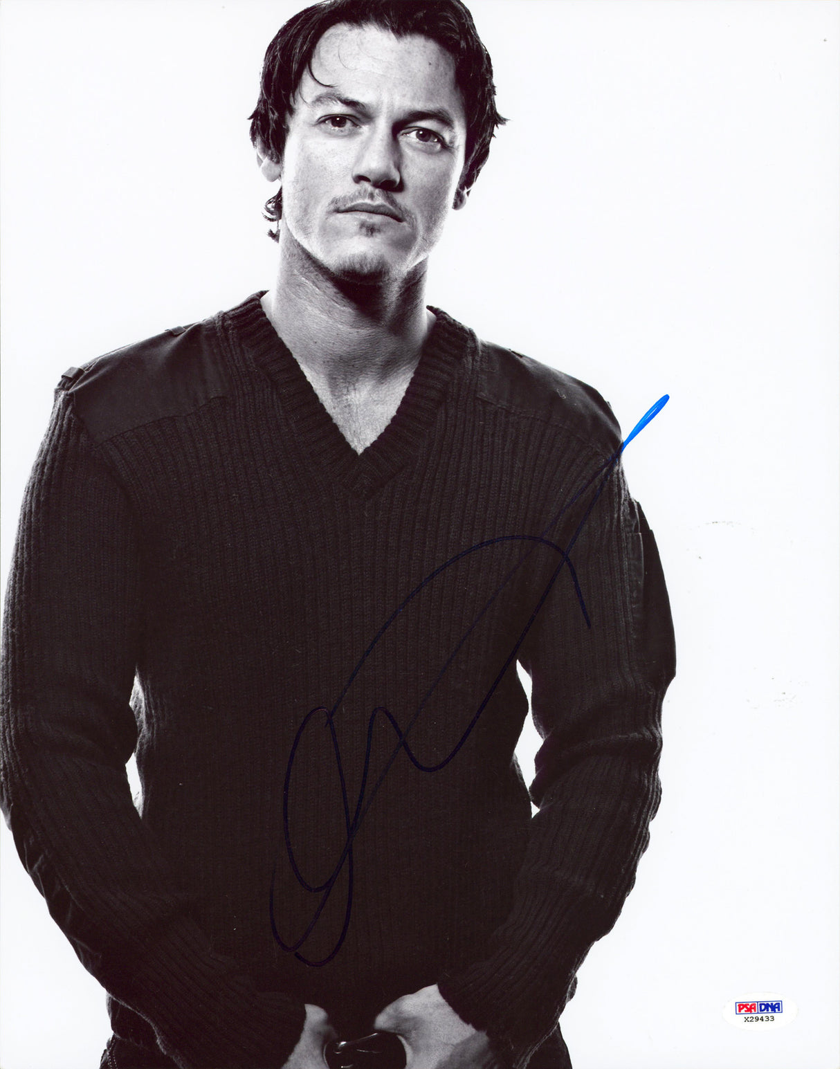 Luke Evans Clash of the Titans Authentic Signed 11x14 Vert Photo PSA/DNA #X29433