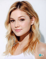 Olivia Holt Heart Eyes Authentic Signed 11x14 Vertical Photo BAS #BS20552