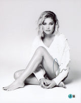 Olivia Holt Heart Eyes Authentic Signed 11x14 Vertical Photo BAS #BS20554