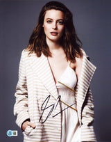 Gillian Jacobs Community Authentic Signed 11x14 Vertical Photo BAS #BS20542