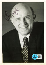Peter Boyle Everybody Loves Raymond Signed 5x7 Photo Autographed BAS #BS29302