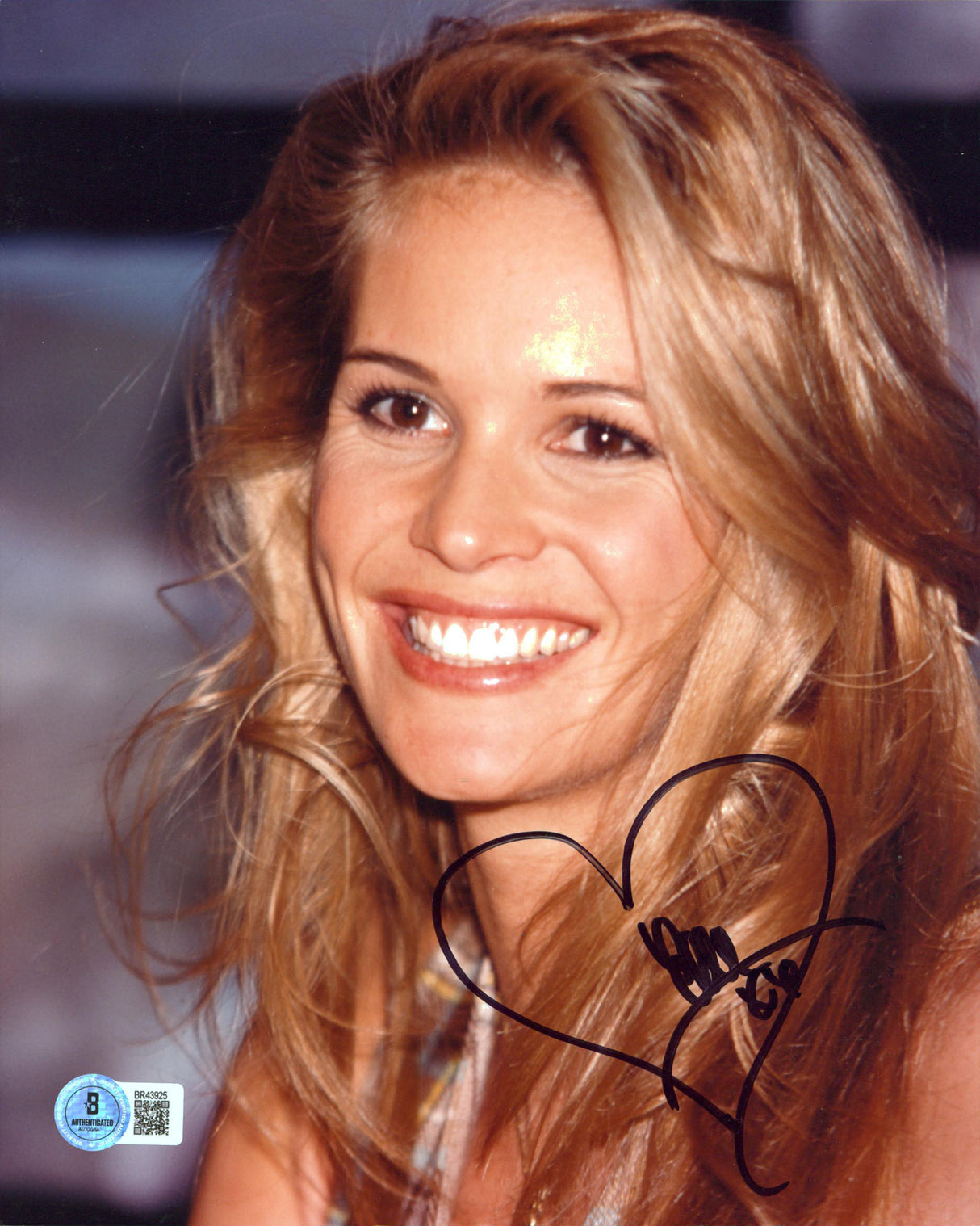 Elle Macpherson Friends Authentic Signed 8x10 Vertical Photo BAS #BS43925