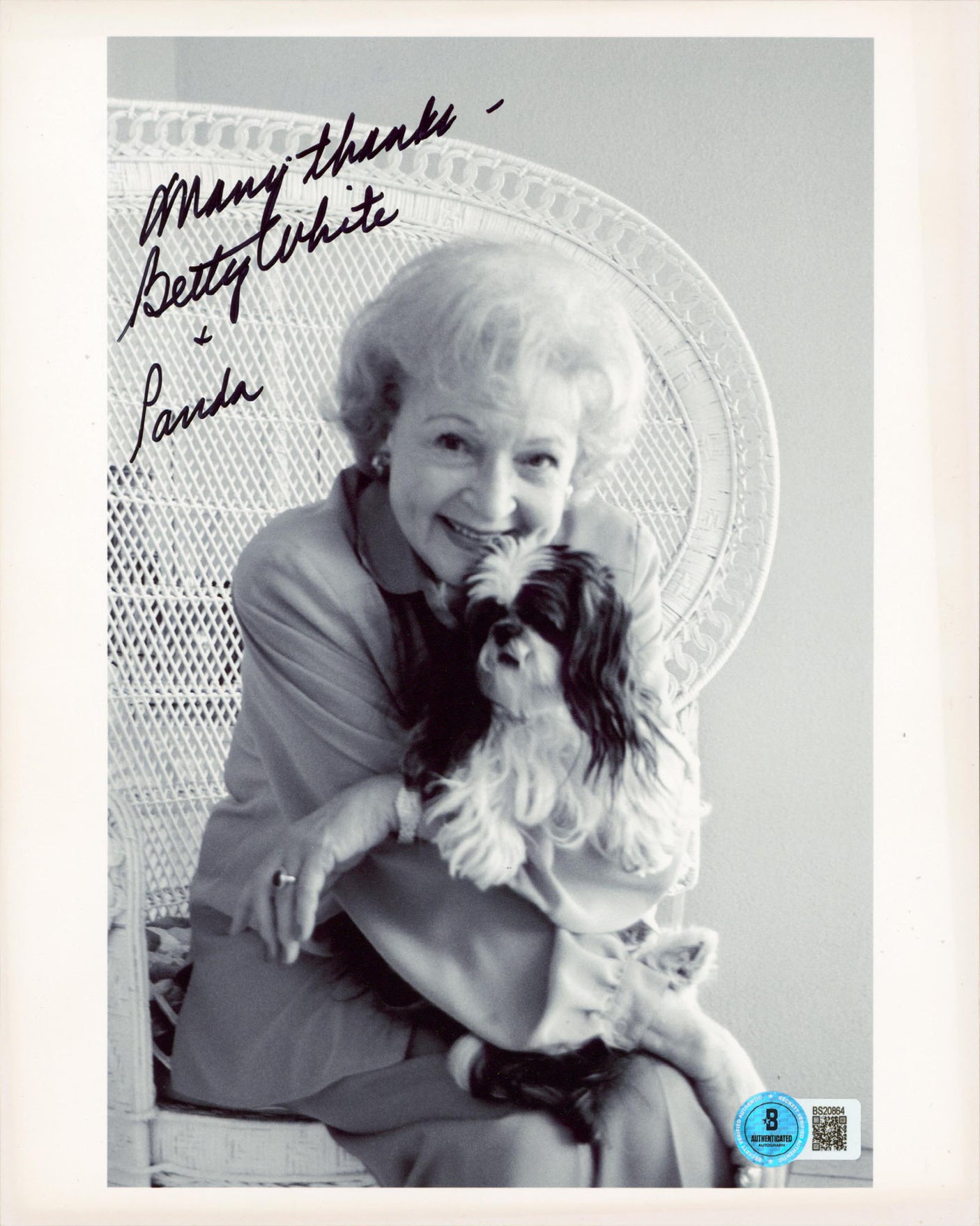 Betty White The Golden Girls "Many Thanks + Panda" Signed 8x10 Photo BAS BS20864