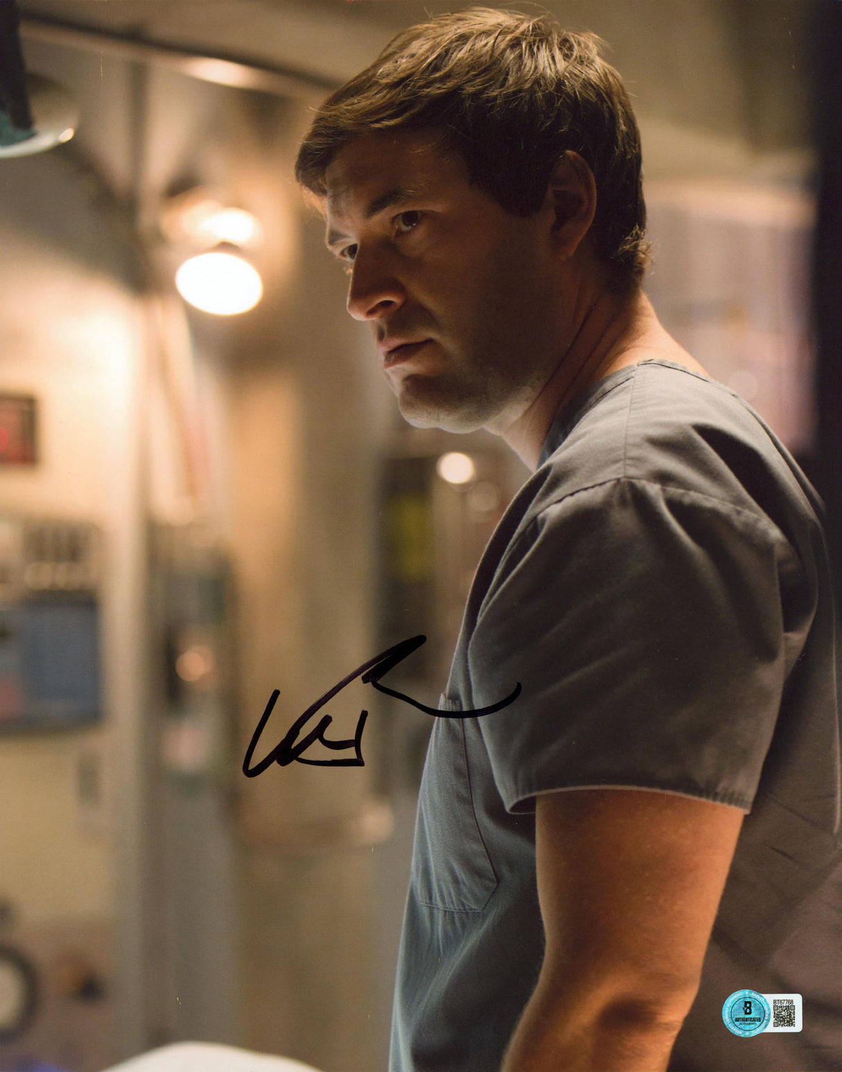 Mark Duplass The Lazarus Effect Authentic Signed 11x14 Photo BAS #BT67768