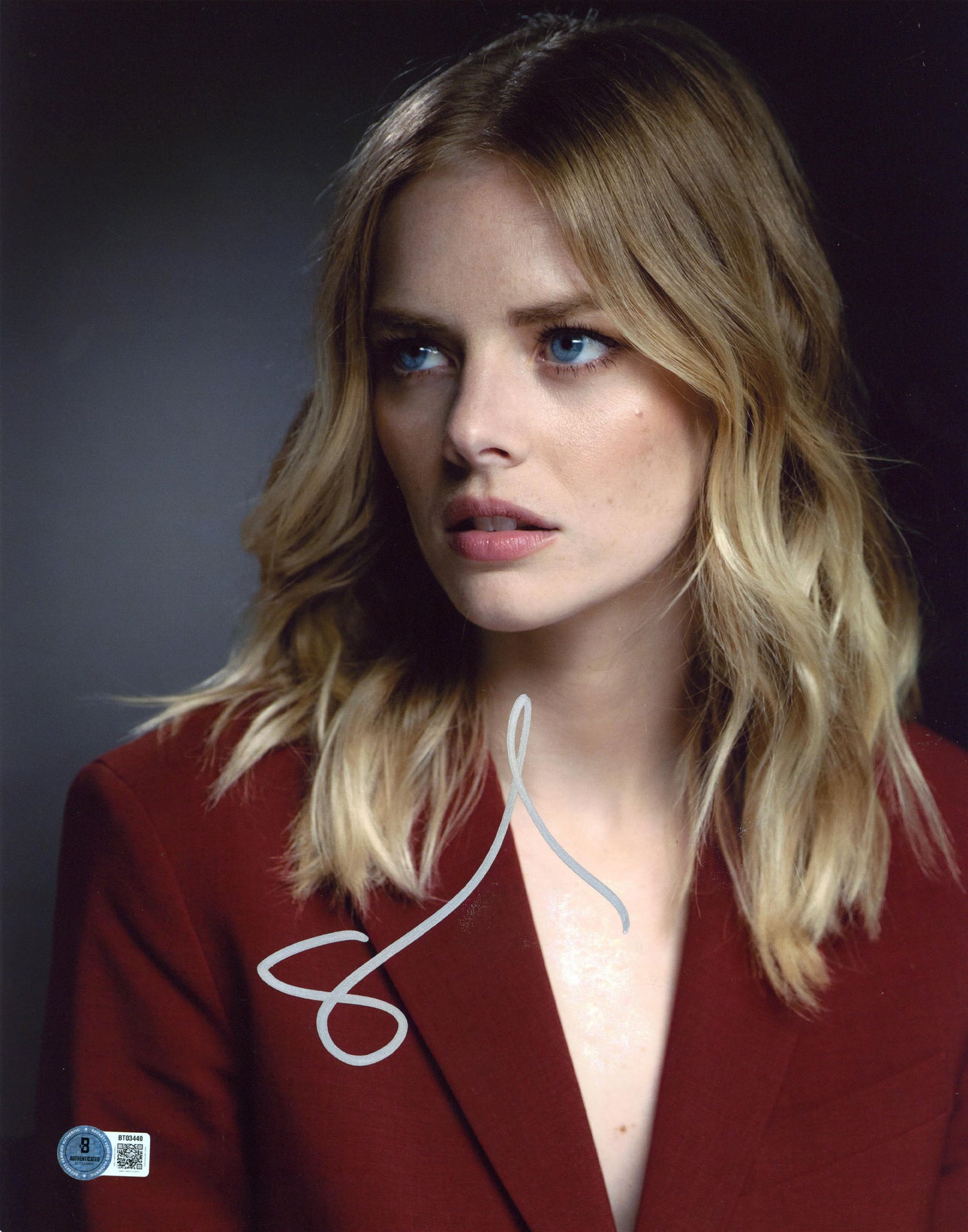 Samara Weaving Ready or Not Authentic Signed 11x14 Vertical Photo BAS #BS03440