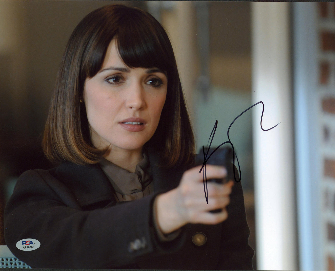 Rose Byrne Damages Authentic Signed 11x14 Horizontal Photo PSA/DNA #AP90065